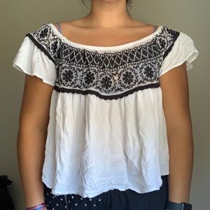 Off the shoulder White Blouse (L)